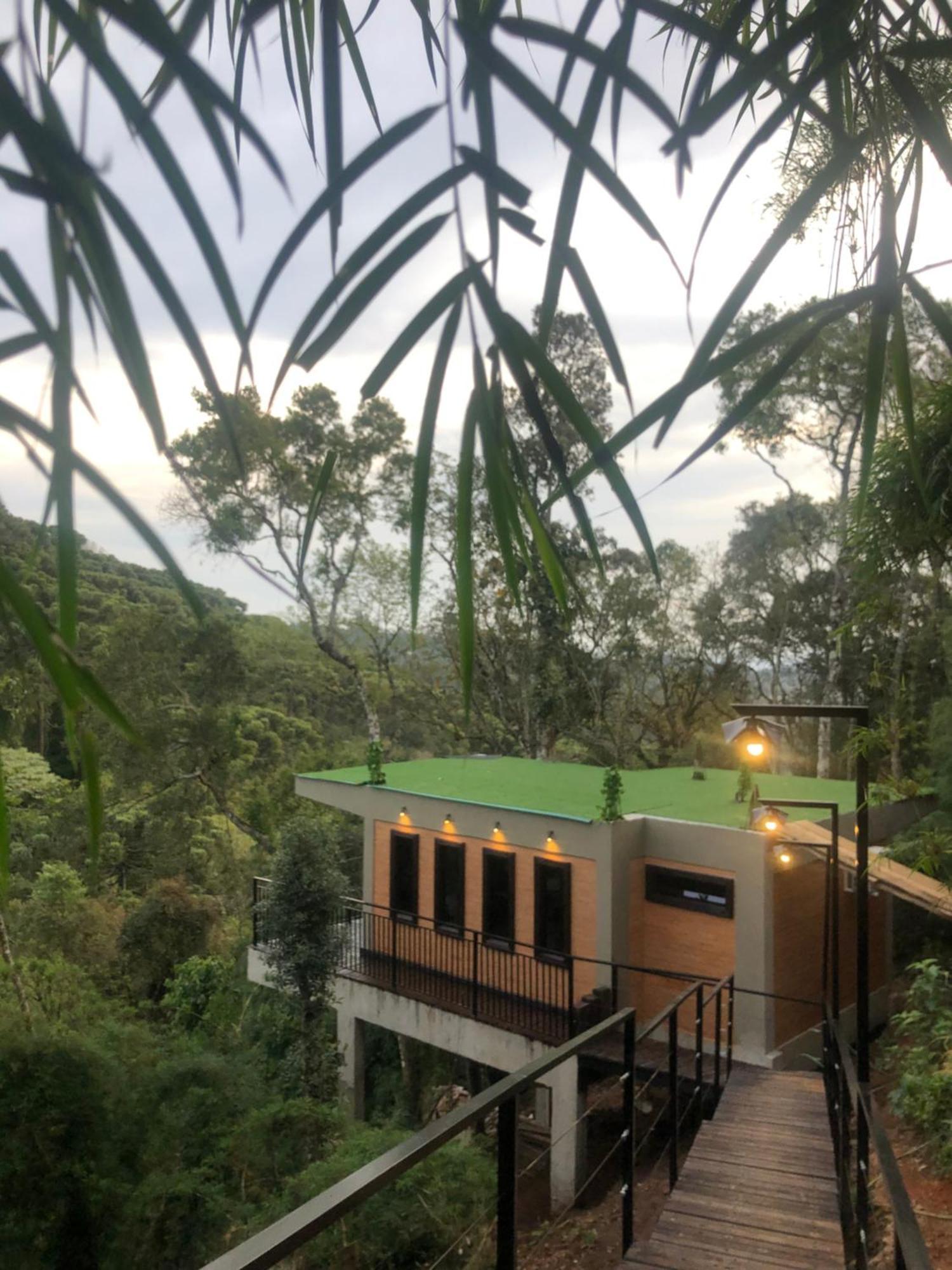 Casa Container 80 Hotel Campos do Jordão Екстериор снимка